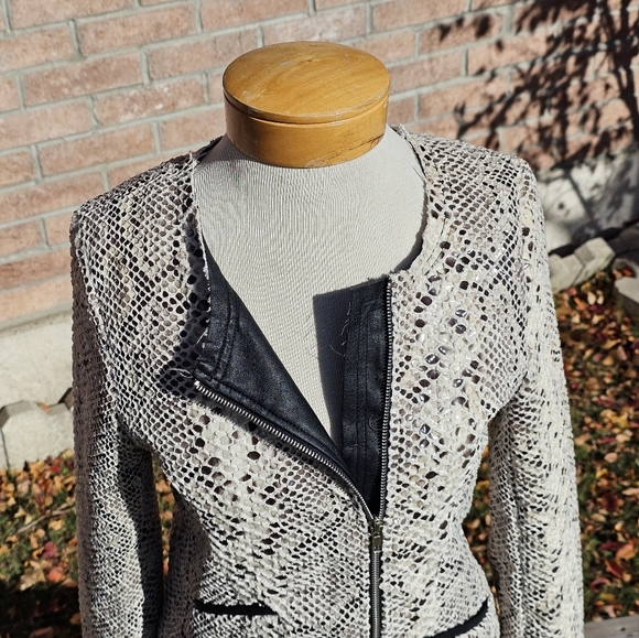 Olivaceous python print moto jacket - Picture 9 of 9
